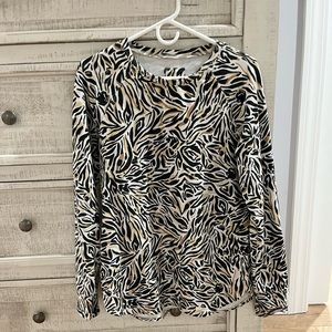 Lilly Pulitzer Blythe Pullover - size Medium